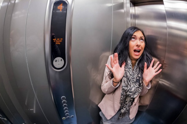 Paniek in Lift