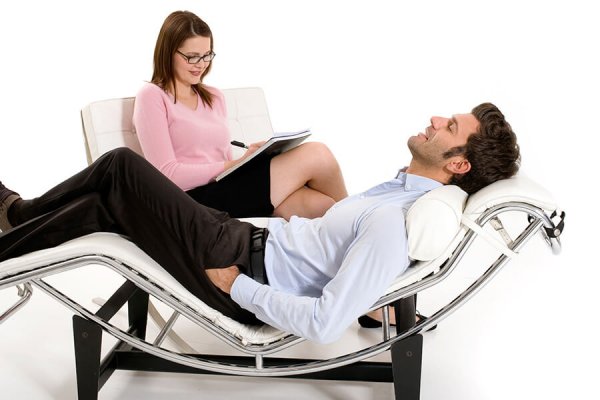 Man Die Bij De Psychiater Langsgaat Om Zijn Vliegangst Te Overwinnen