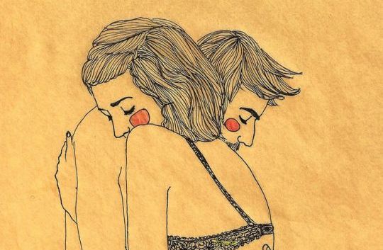 Man En Vrouw Die Elkaar Knuffelen Die Bij Zichzelf Denken Wat Doen Gelukkige Mensen Anders