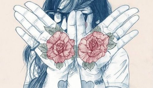 Vrouw die haar handen openhoudt en in haar handen zitten twee rode rozen 