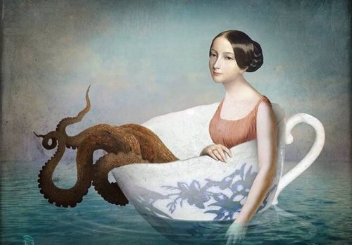 Vrouw met de benen van een octopus.
