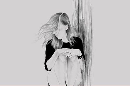 Meisje dat op de grond zit en wiens haar naar zij waait en ze denkt na over of ze wel een goede mentale gezondheid heeft