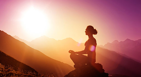 Je intelligentie verhogen door te mediteren bij zonsopgang