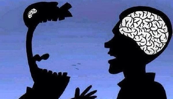 Voorbeeld van schreeuwen als communicatiemiddel