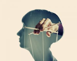 Vormen van psychologische manipulatie waar je slachtoffer van kunt zijn