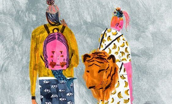 Twee mensen die rugzakken hebben in de vorm van dieren