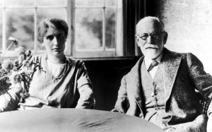Anna Freud en hoe ze in haar werk Sigmund Freud volgde