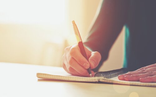 Man schrijft boek omdat hij veel zelfbeheersing heeft