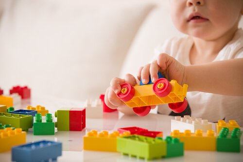 De relatie tussen spelen en de ontwikkeling van het kind
