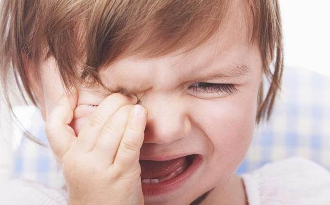 Kindje dat huilt en nog geen morele oordelen heeft gevormd