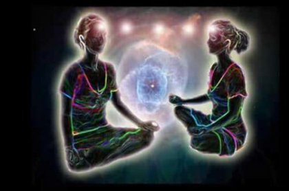 Mensen die telepathie proberen uit te voeren