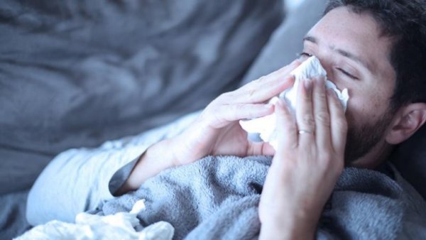 Man is verkouden: het effect van stress op je lichaam