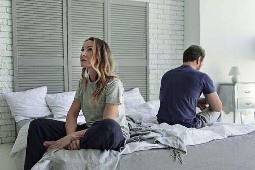 Stel praat niet met elkaar: manipulatie via communicatie