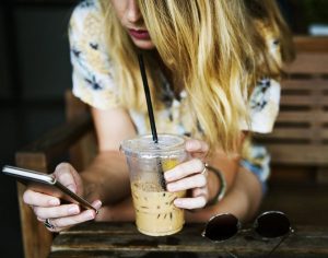 Verbinden met anderen is een ware uitdaging geworden
