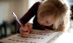 Zijn de leerlingen het probleem of het onderwijssysteem?