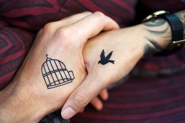 Ware vriendschap is voor altijd - net als tattoo's