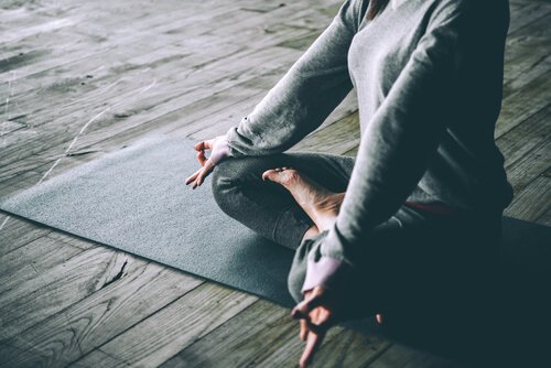 De relatie tussen yoga en depressie