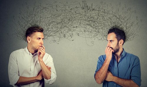 Twee mannen hebben verwachtingen van elkaar