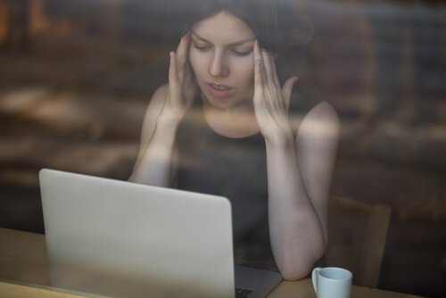 Cyberpesten vaststellen en aanpakken met de volgende 5 tips