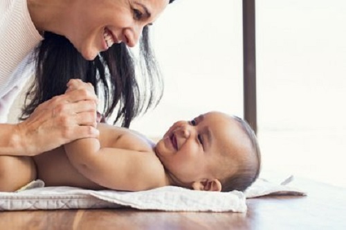 De eerste levensmaanden van een baby