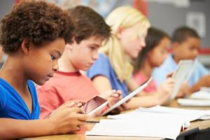 Jerome Bruner: 9 theorieën voor een beter onderwijs