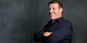 Zes diepzinnige citaten van Tony Robbins