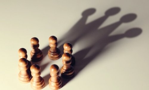 5 cognitieve vertekeningen die mensen in machtsposities begunstigen