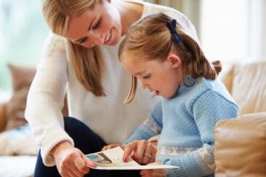 Kinderen leren lezen: wat zijn de factoren en invloeden?