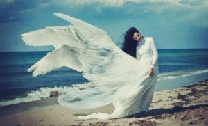 Hoe kom je volgens Aldous Huxley tot visionaire ervaringen?