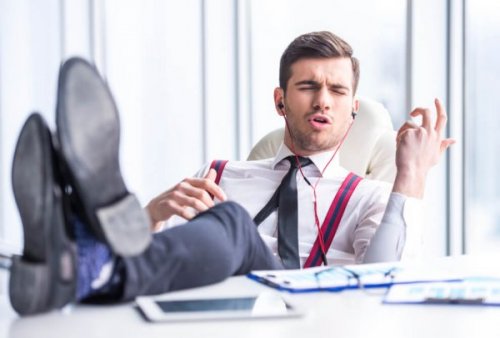 Hoe herken je narcisten op het werk