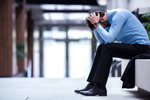 Man is ontevreden over zijn werk
