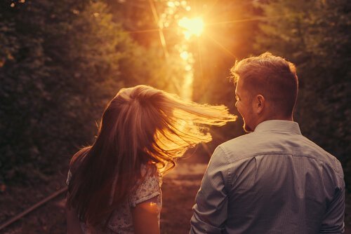 Plotseling kwam jij voorbij: halsoverkop verliefd worden