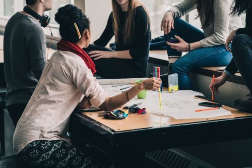 Kunnen we stereotypen en vooringenomenheid beperken