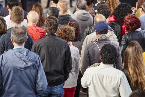 Het verband tussen sociale klasse en ontmenselijking