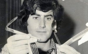 Uri Geller en het verhaal van een collectieve zwendel