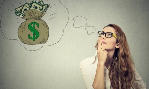 Vrouw verlangt naar een beetje geluk