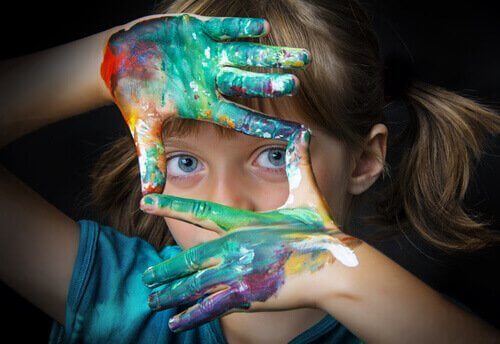 Kunsttherapie voor kinderen: vijf oefeningen