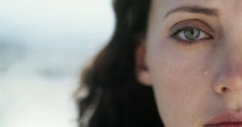 Close up van een huilende vrouw