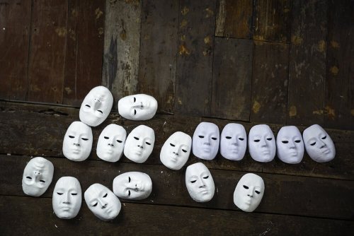 Meerdere maskers bij elkaar