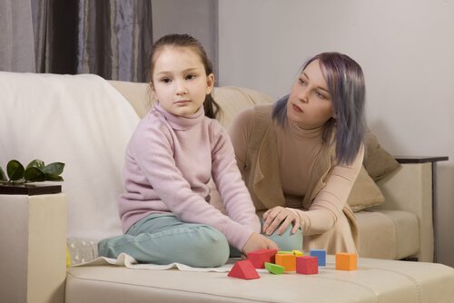 Moeder met haar autistische dochter