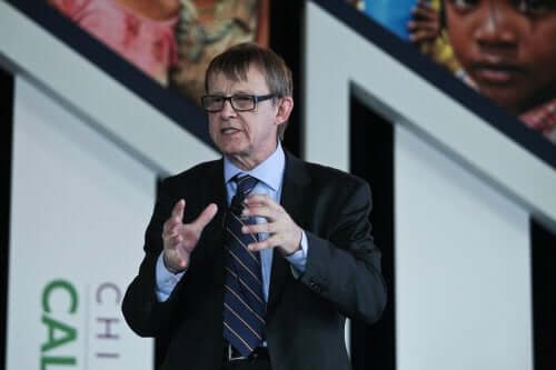 Hans Rosling houdt een toespraak