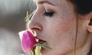 Waarom is het moeilijk om een oude liefde te vergeten?