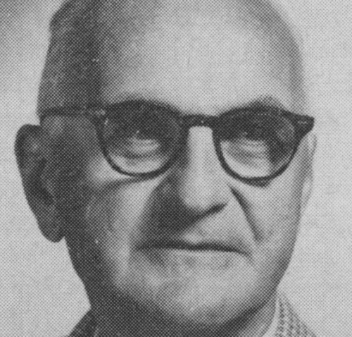 Een close-up van Donald Ewen Cameron