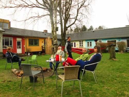 Ouderen genieten van de buitenlucht