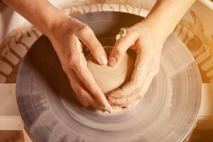 Met je handen werken is goed voor de hersenen