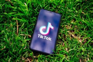 De psychologische effecten van TikTok