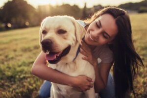 Waarom houden sommige mensen van dieren en andere niet?
