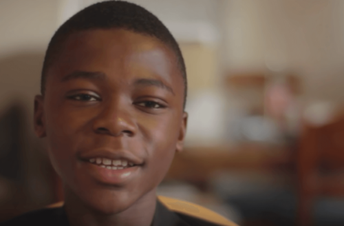 Kelvin Doe: de jonge, autodidactische ingenieur die werkt aan een betere wereld