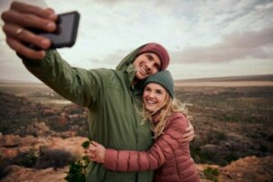 Schep je op over je relatie op sociale media?