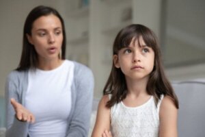Het gevaar van ouders die door hun kinderen leven
